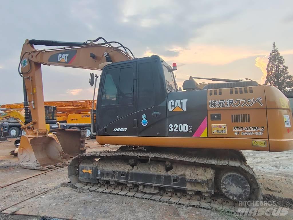 CAT CAT 320D2 Bagri goseničarji