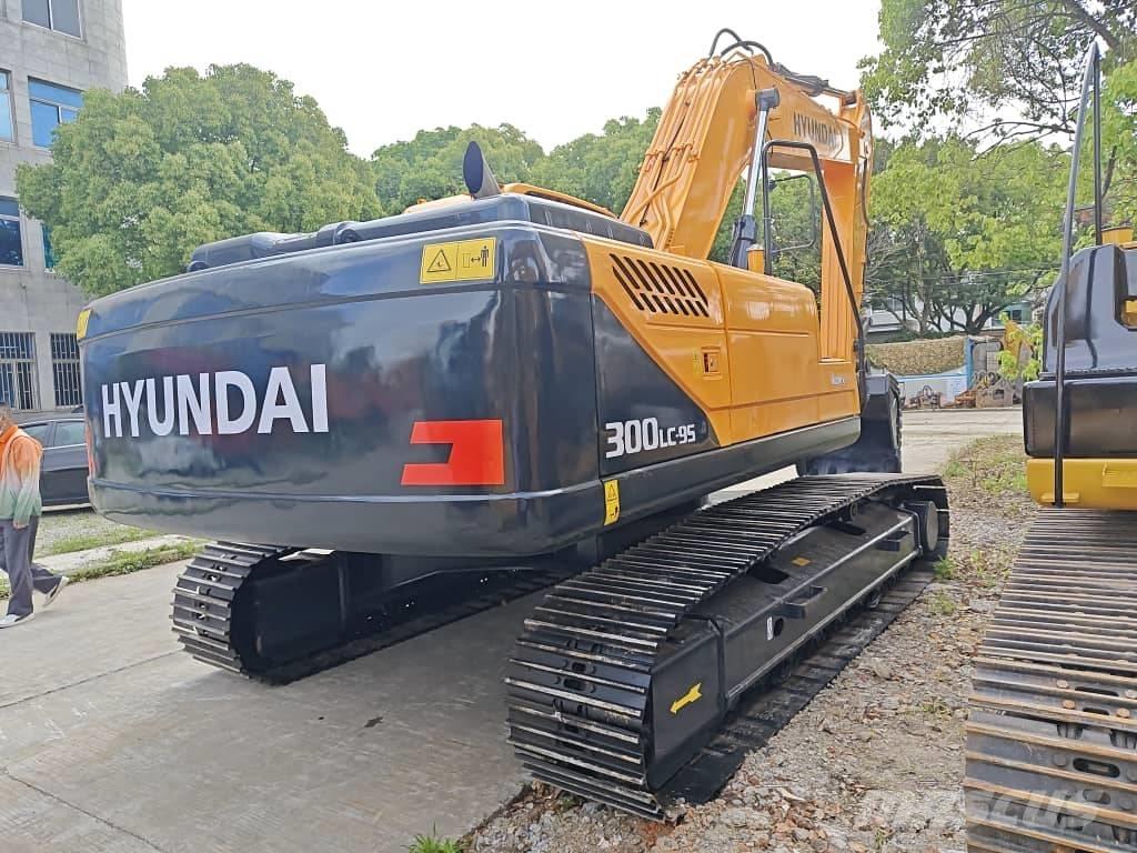 Hyundai R300LC-9S Bagri goseničarji