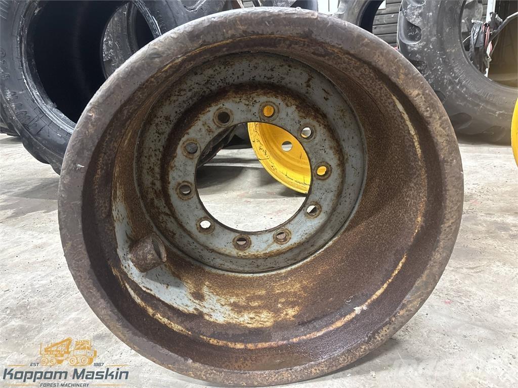 Valmet 860 24x26,5 Gume, kolesa in platišča