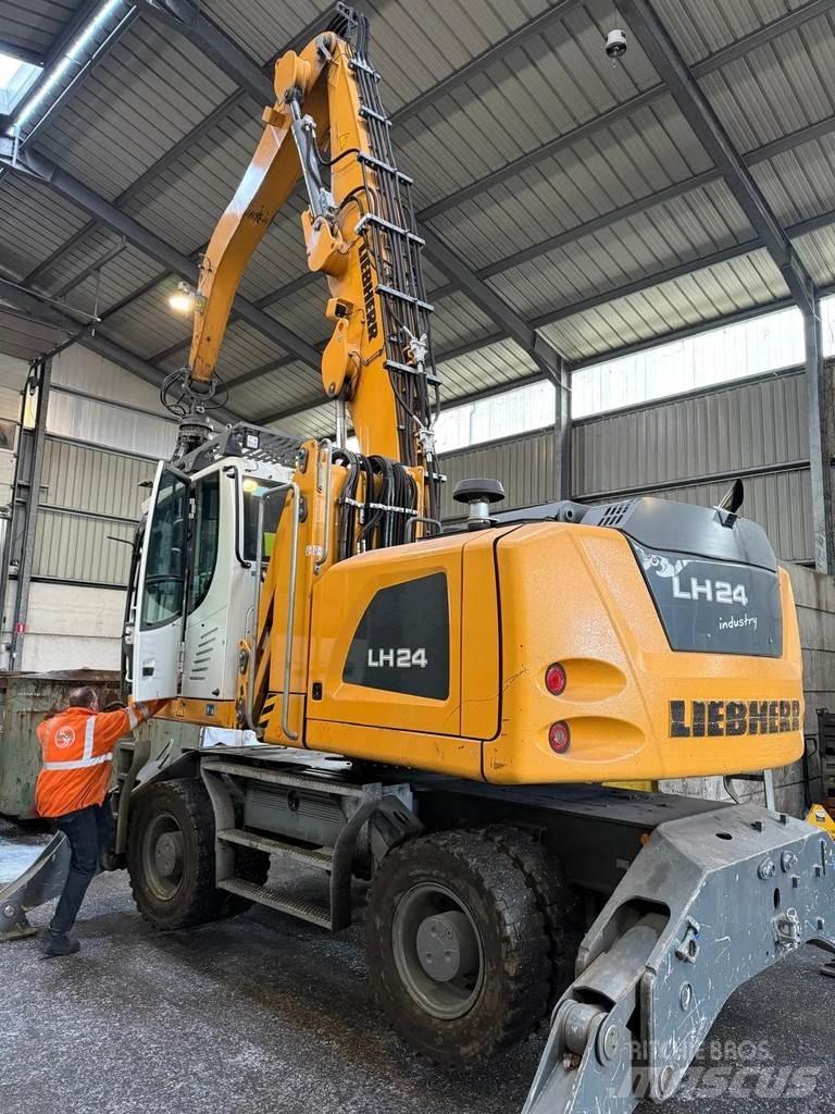 Liebherr LH24 Bagri za prekladanje primarnih/sekundarnih surovin