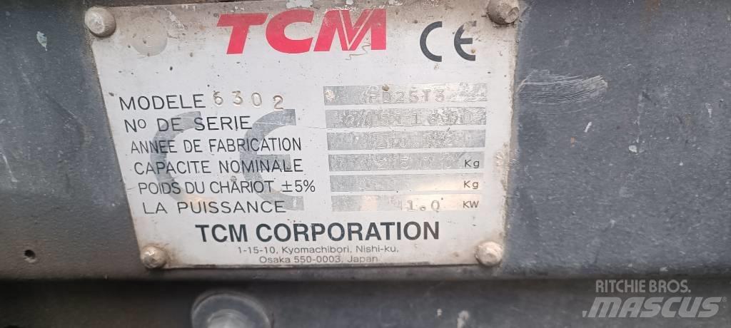 TCM FD25T3 Dizelski viličarji