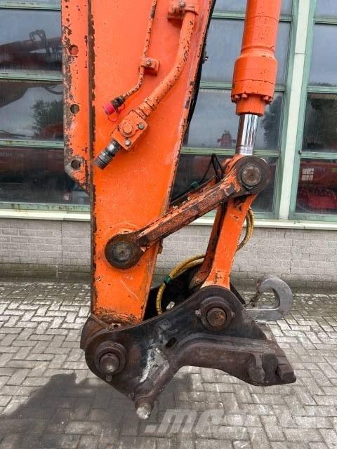 Hitachi ZX 210 LC-3 Bagri goseničarji