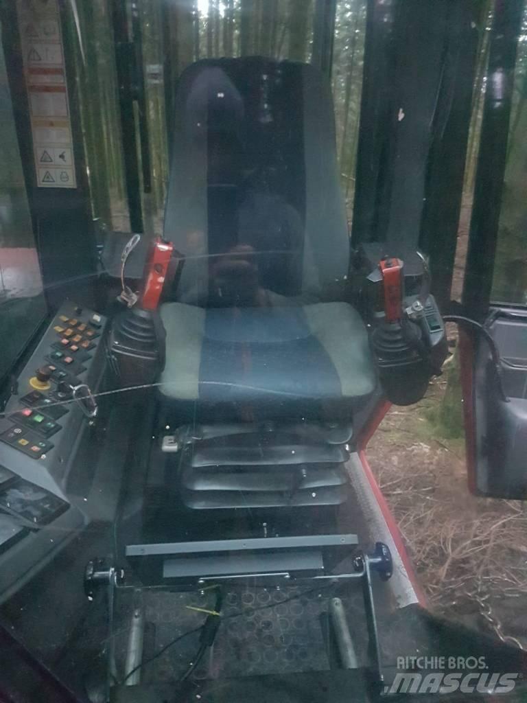 Valmet 921 921 Harvesterji