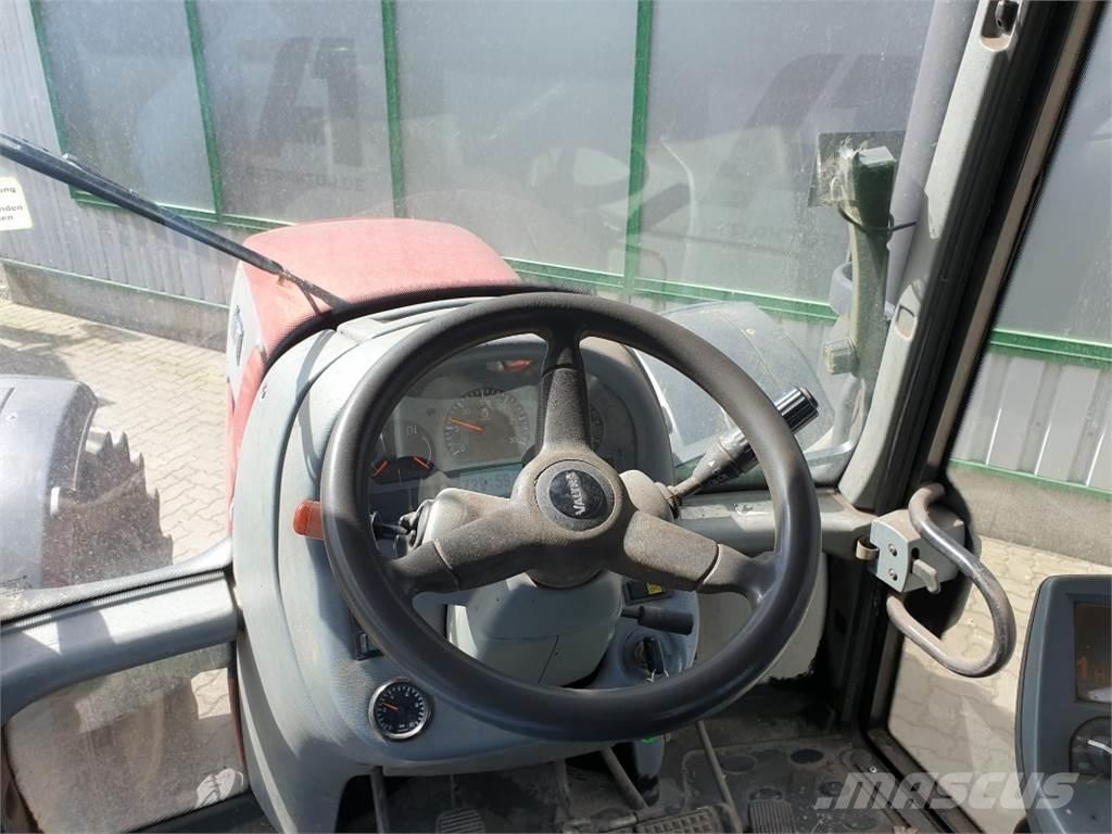 Valtra T151 Traktorji