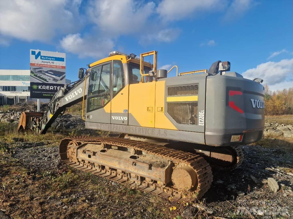 Volvo 220E Bagri goseničarji
