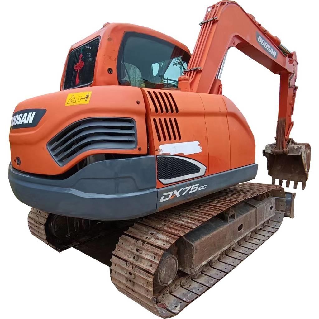 Doosan DX 75-9 C Bagri goseničarji