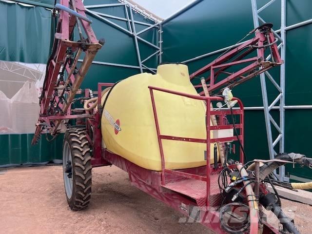 Hardi Ranger 2500 Vlečne škropilnice