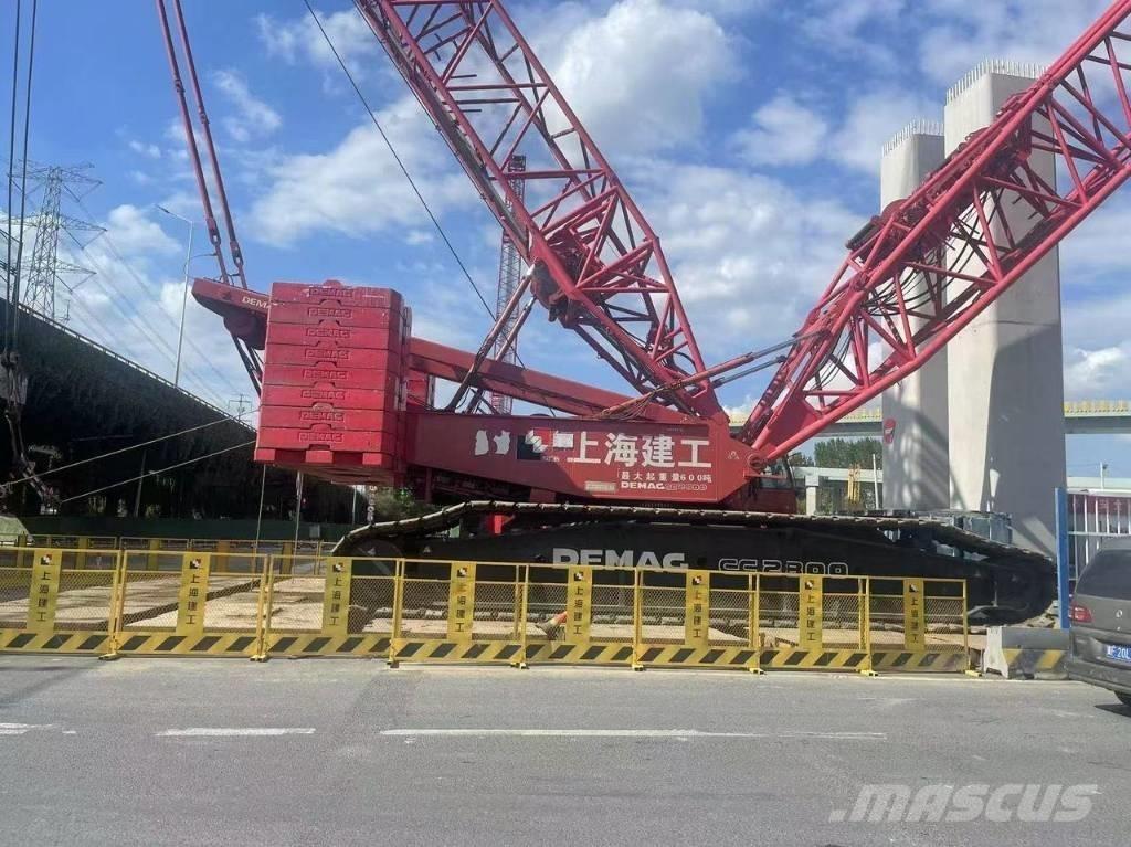 Demag CC 2800 Dvigala na gosenicah