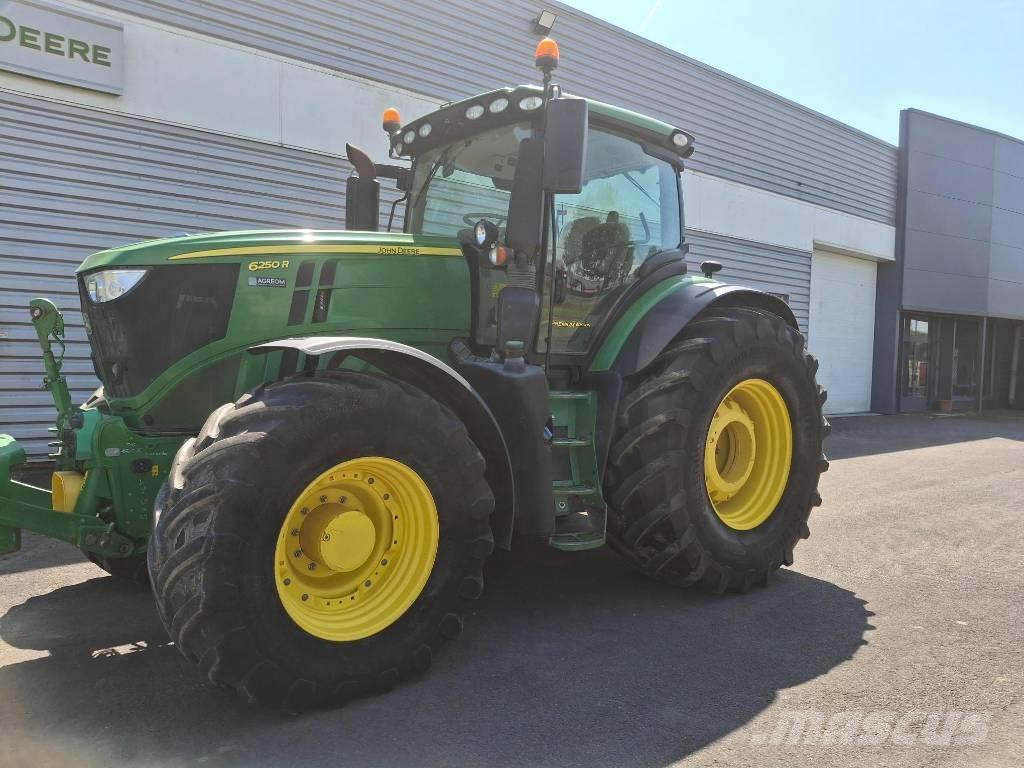 John Deere 6250R Traktorji