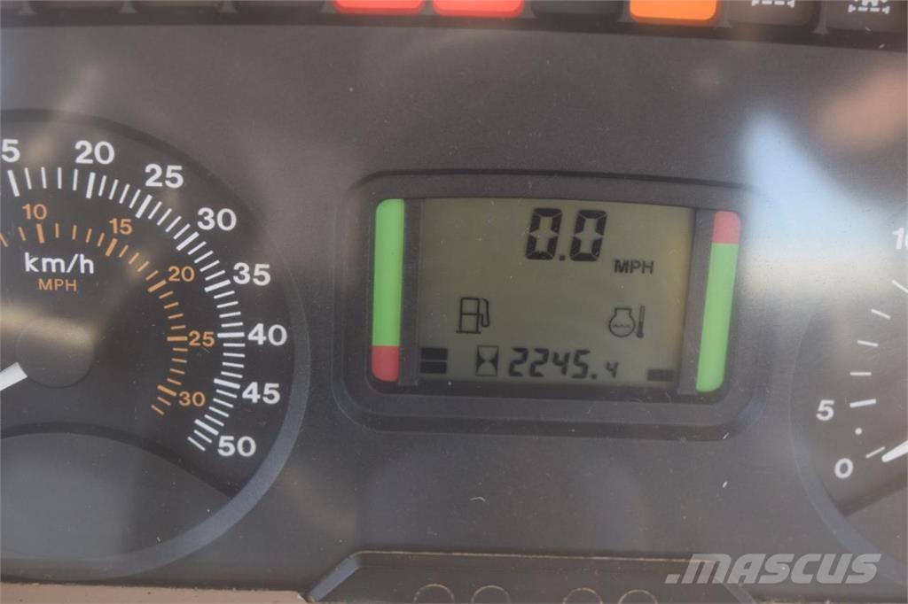 John Deere 6220 Traktorji