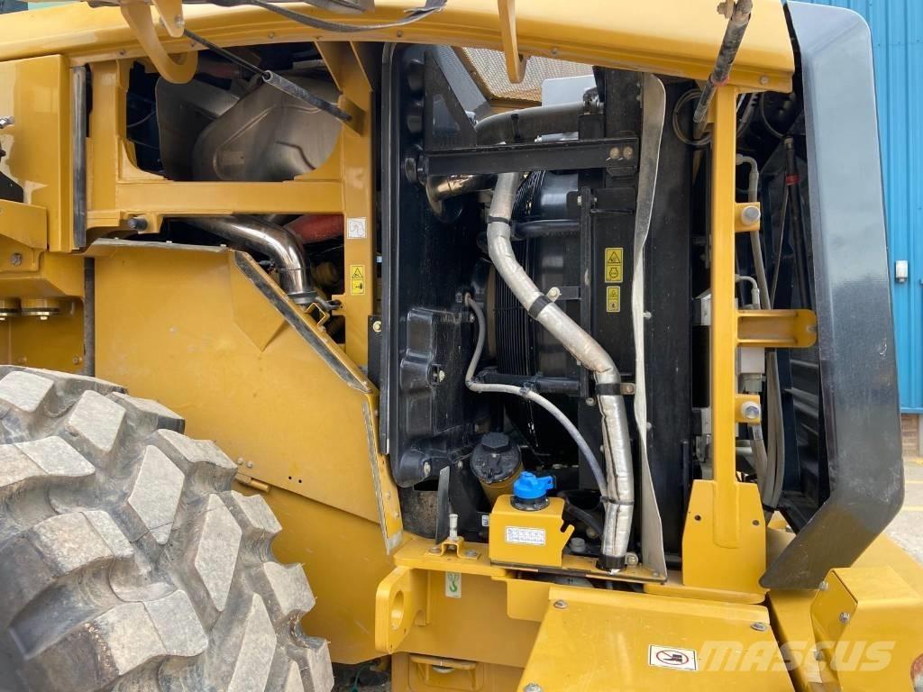 CAT 950GC Kolesni nakladalci