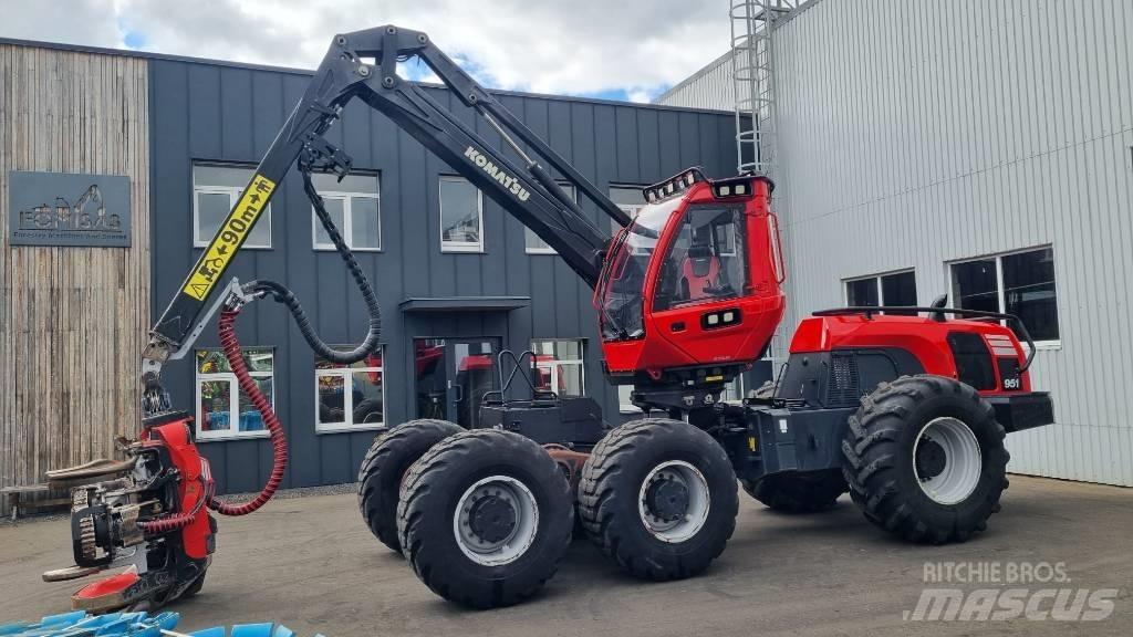Komatsu 951 Harvesterji