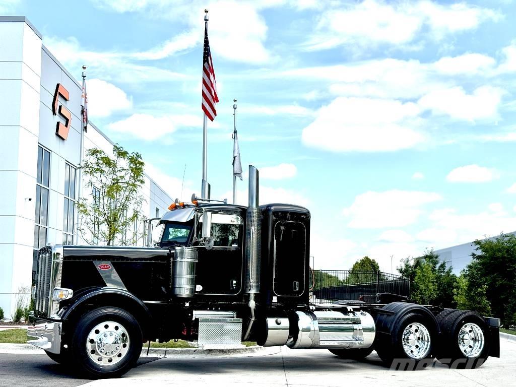 Peterbilt 389 Vlačilci