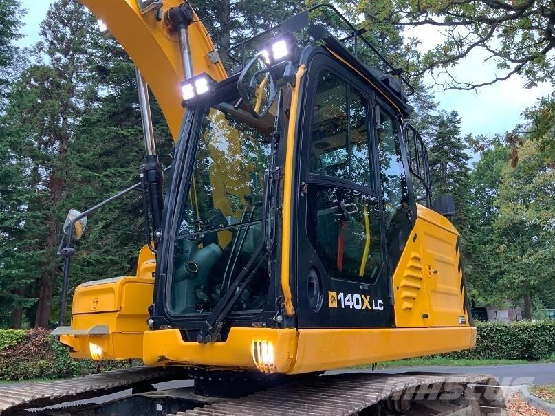 JCB 140 X Bagri goseničarji