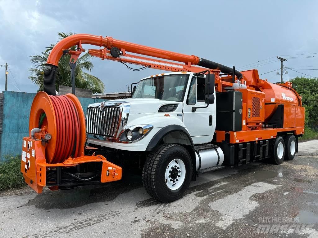 International 7400 Vakuumski tovornjaki
