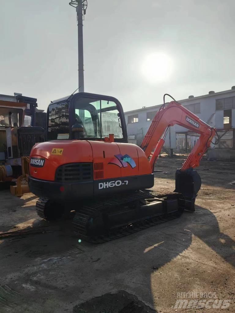 Doosan DH 60-7 Mini bagri <7t