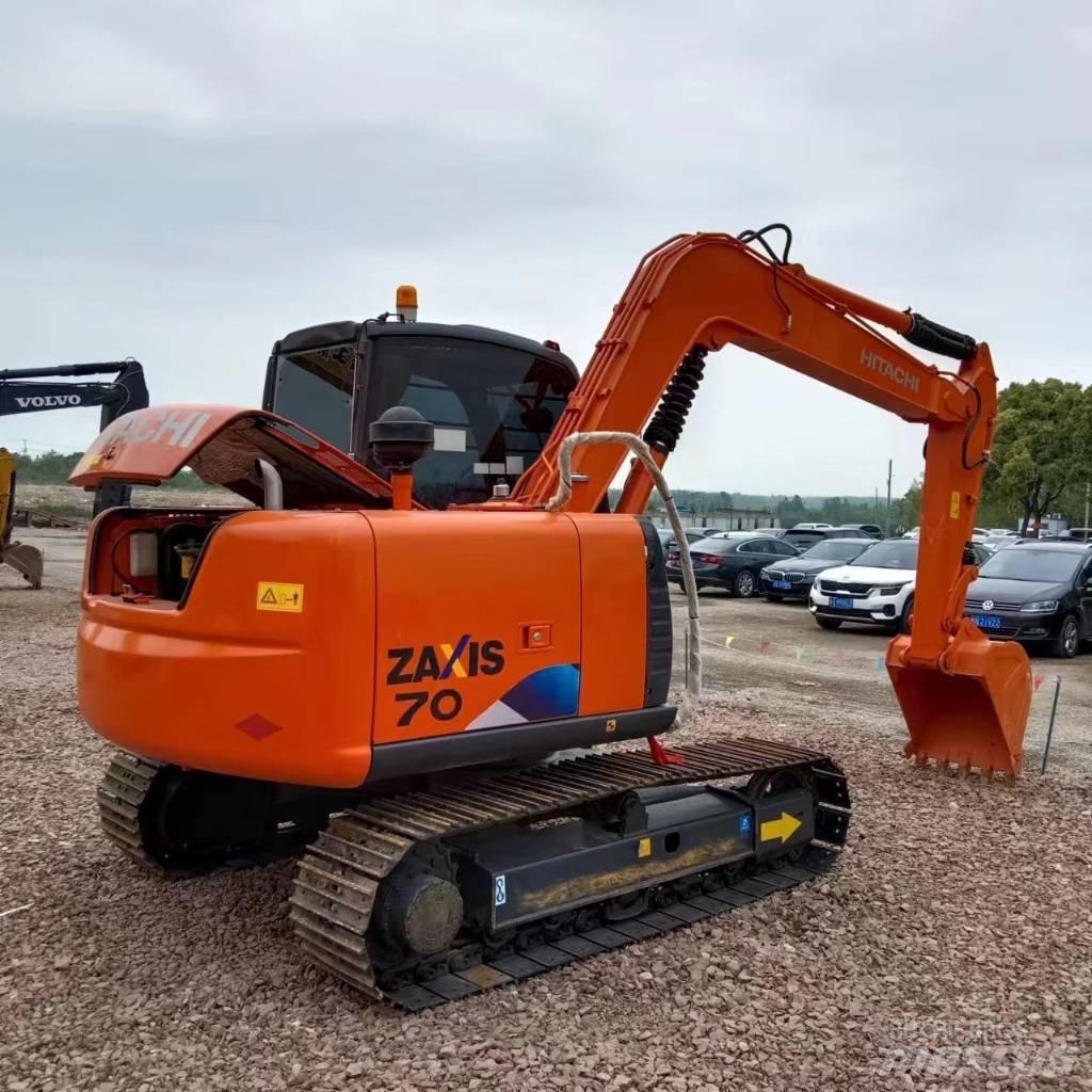 Hitachi ZX 70 Mini bagri <7t