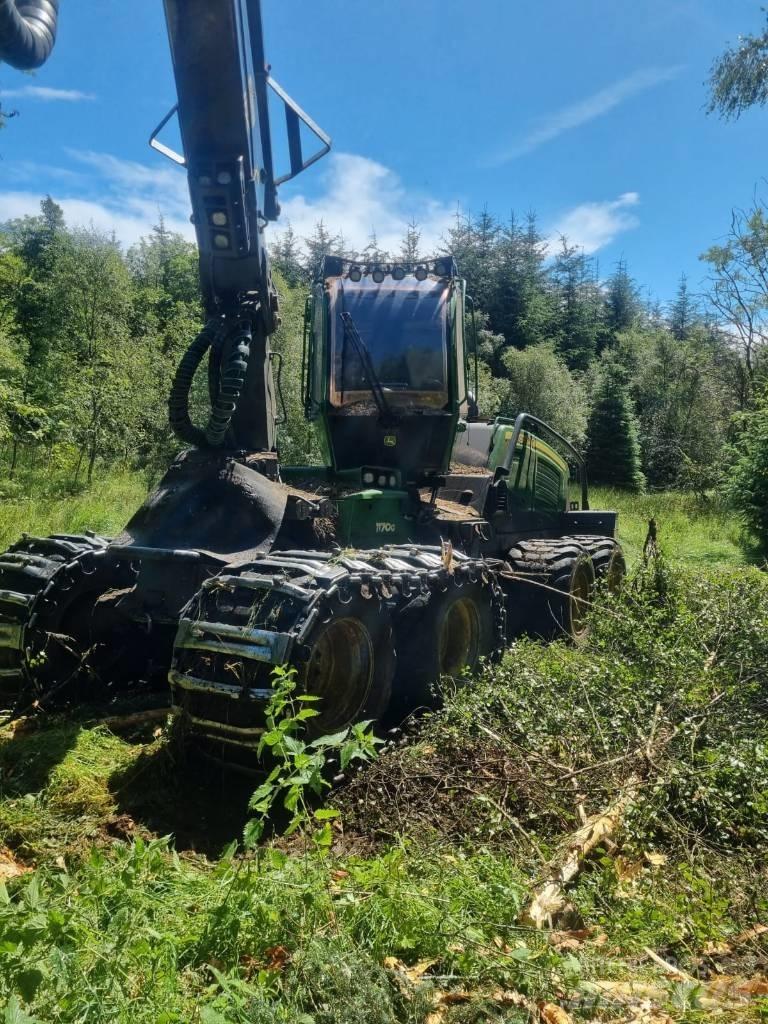 John Deere 1170 G Harvesterji