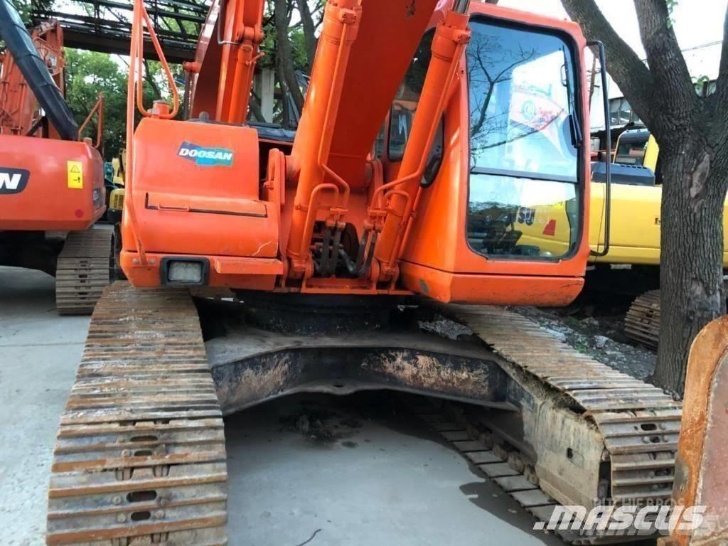 Doosan 220-7 Bagri goseničarji
