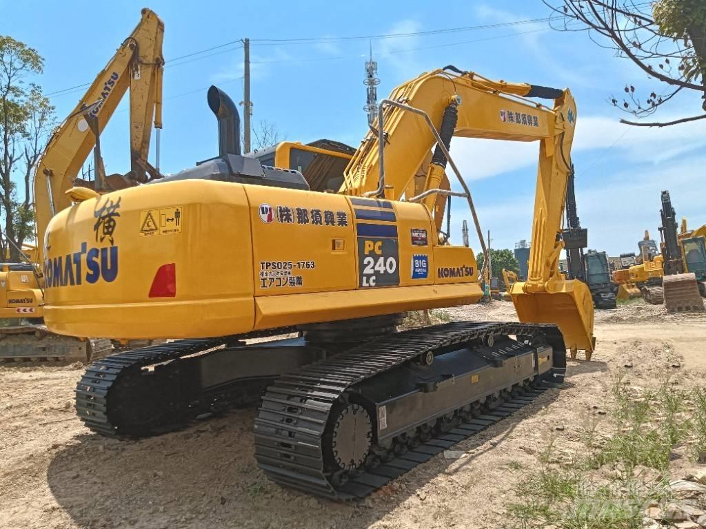 Komatsu PC 240 Bagri goseničarji