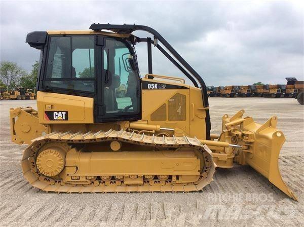 CAT D 5 K LGP Buldožerji goseničarji