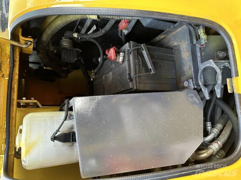 Komatsu PC56-7 Mini bagri <7t