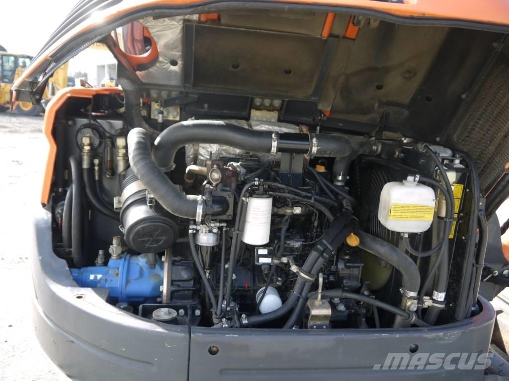 Doosan DX 60 R Mini bagri <7t