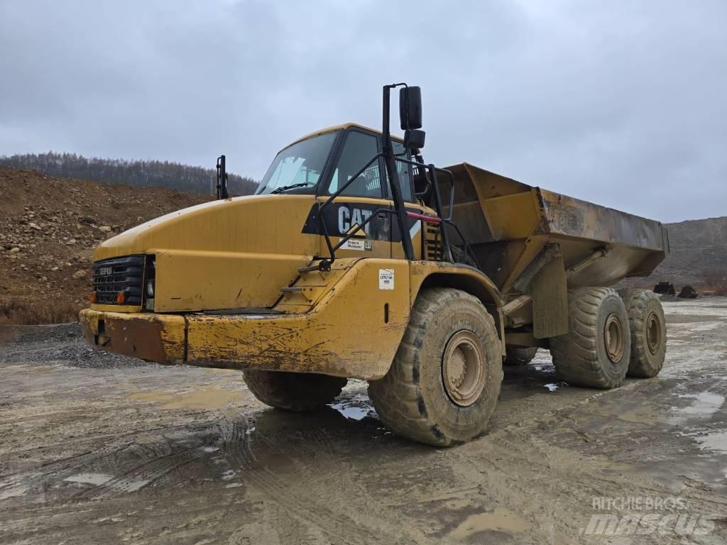 CAT 740 Zglobni demperji