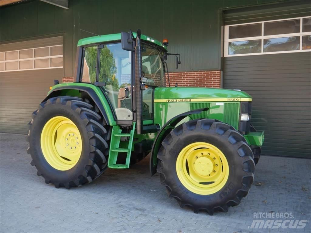 John Deere 6910 PQ Traktorji