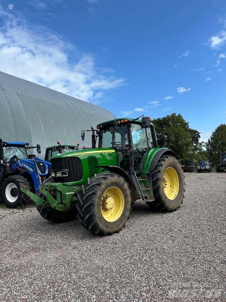 John Deere 6820 AP Traktorji