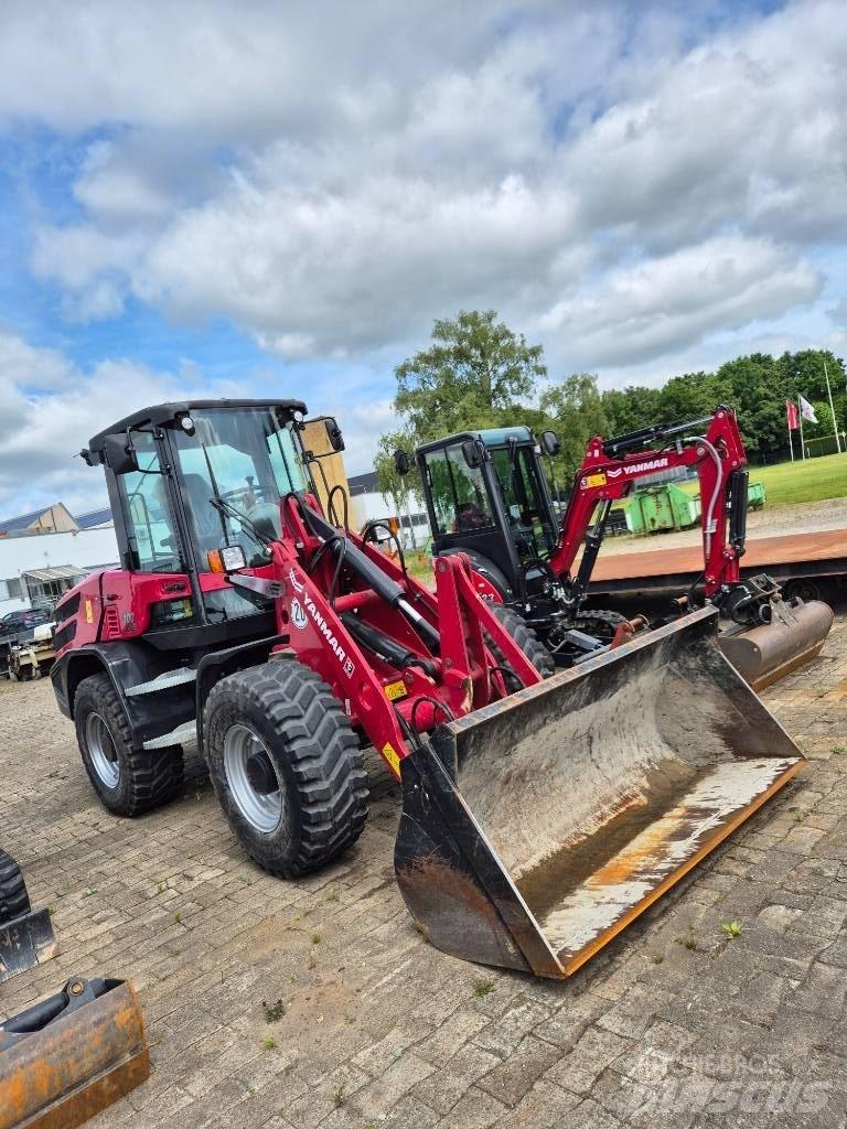 Yanmar V100/5 Kolesni nakladalci
