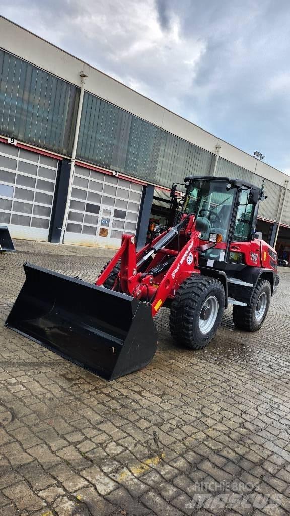 Yanmar V100/5 Kolesni nakladalci