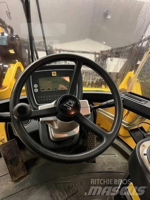 JCB 436HT Kolesni nakladalci