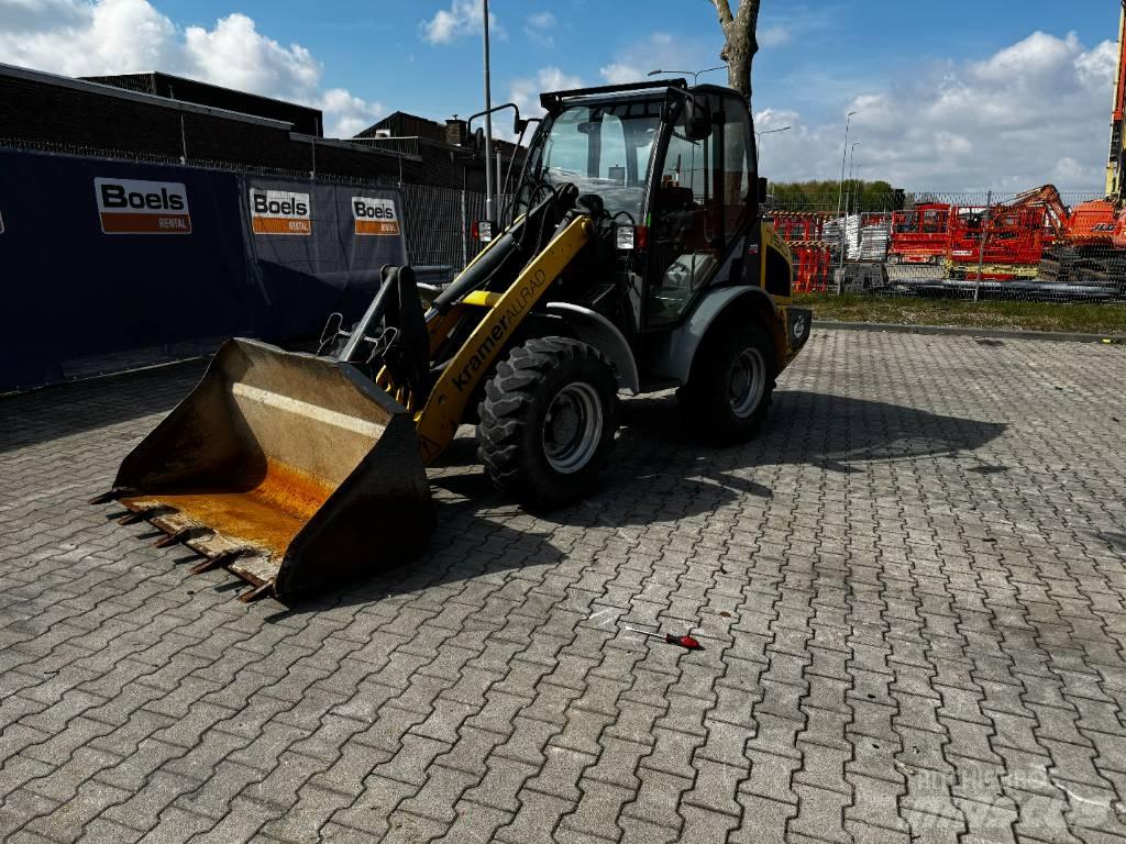 Kramer 750 Kolesni nakladalci