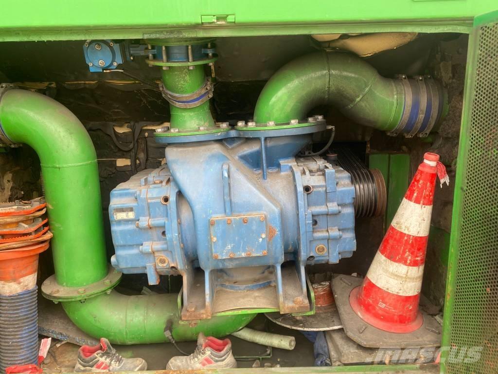 Amphitec Vortex 8000 Vakuumski tovornjaki