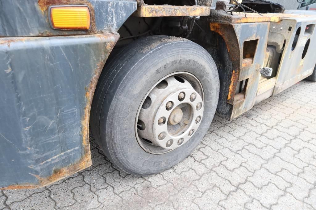 Kalmar T 2d Terminalni vlačilci