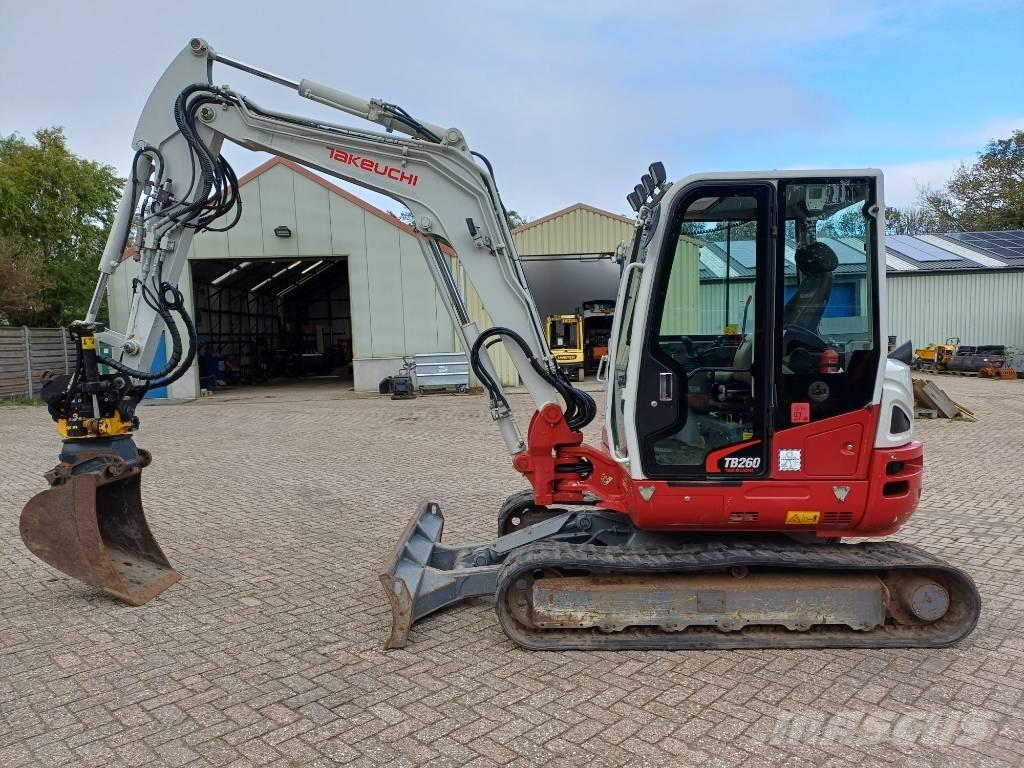 Takeuchi TB260 Mini bagri <7t