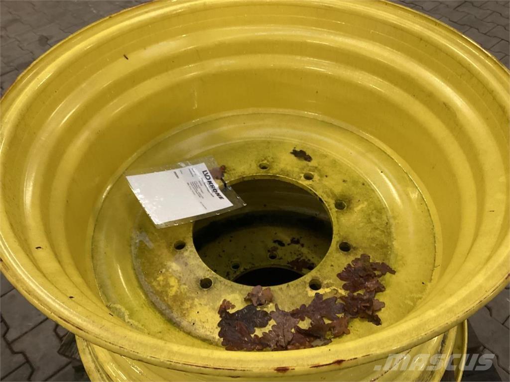 John Deere 16x30 Gume, kolesa in platišča