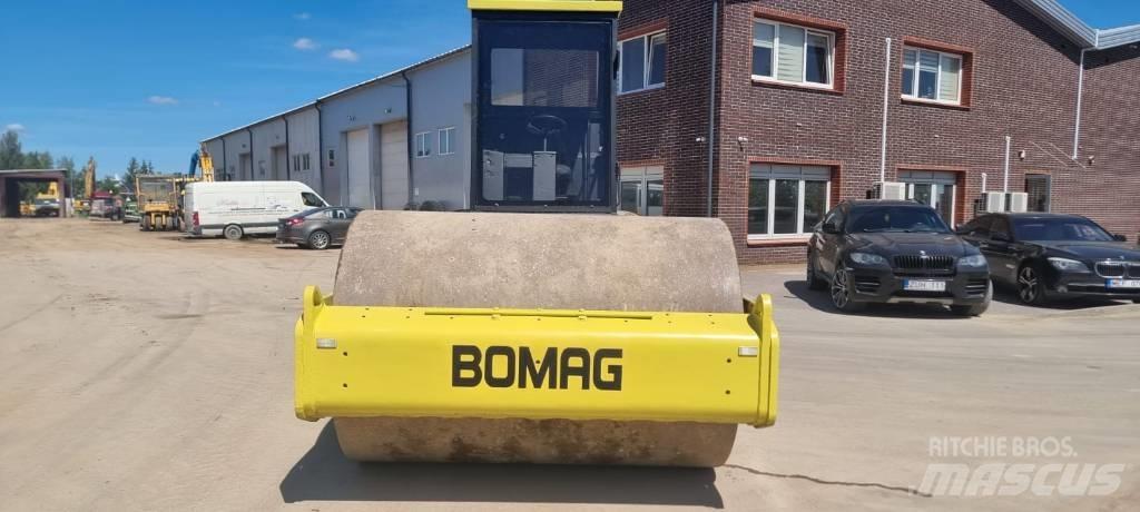Bomag BW 211 D-3 Enojni valjarji