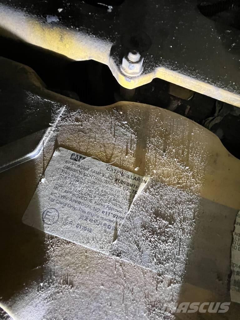 CAT D6T LGP Buldožerji goseničarji