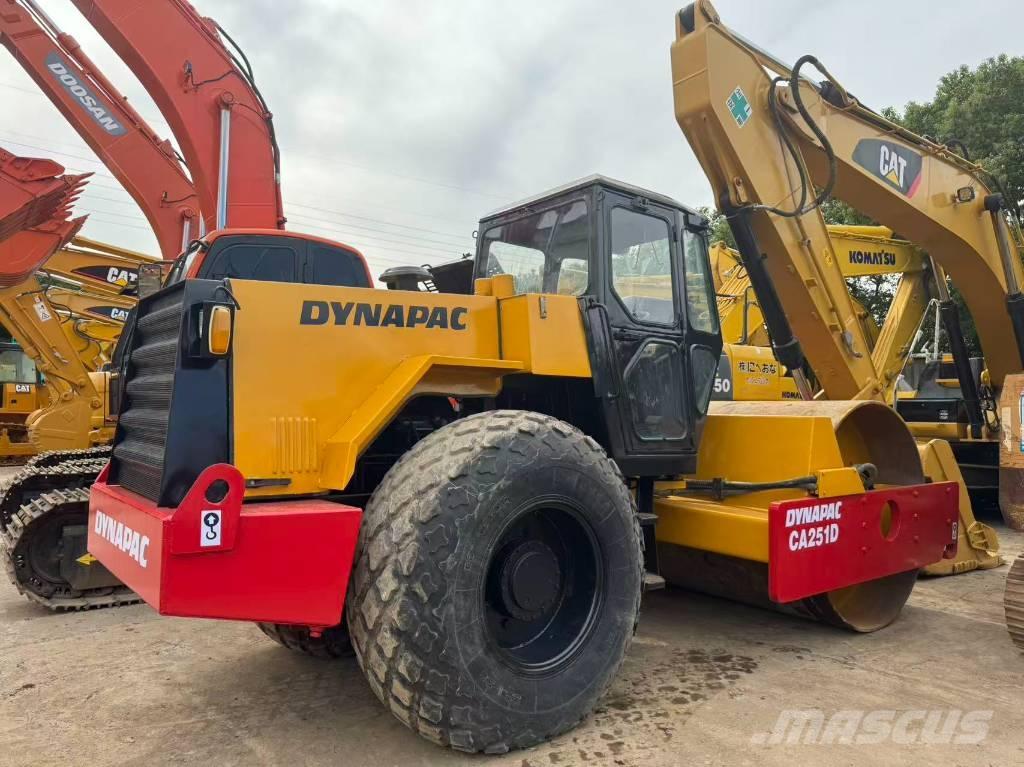Dynapac CA 251 D Enojni valjarji
