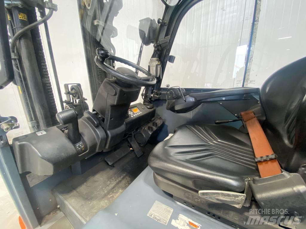 Toyota 8FBMT35 Električni viličarji