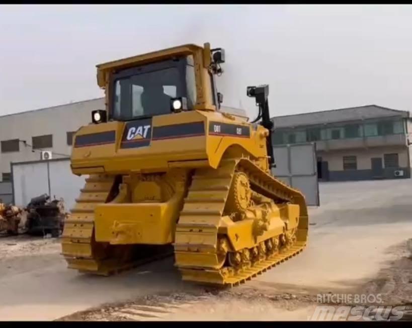 CAT D 8 T Buldožerji goseničarji