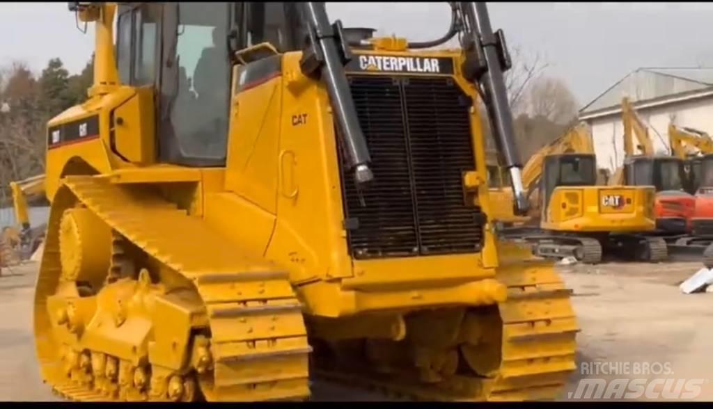 CAT D 8 T Buldožerji goseničarji