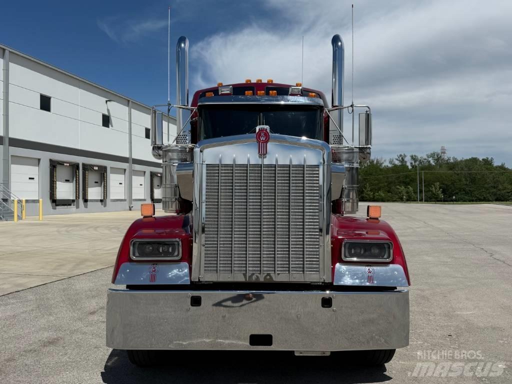 Kenworth W 900 L Vlačilci