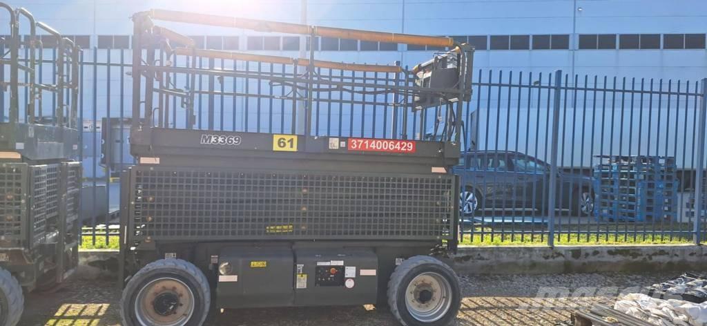 JLG M 3369 Škarjaste dvižne ploščadi