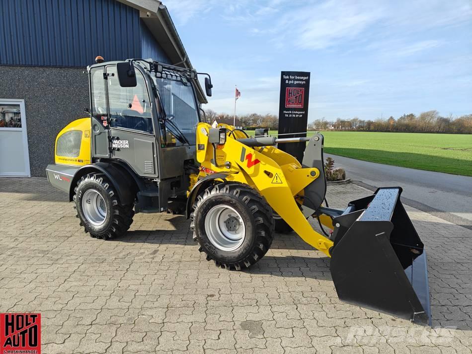 Wacker Neuson WL 44 Kolesni nakladalci