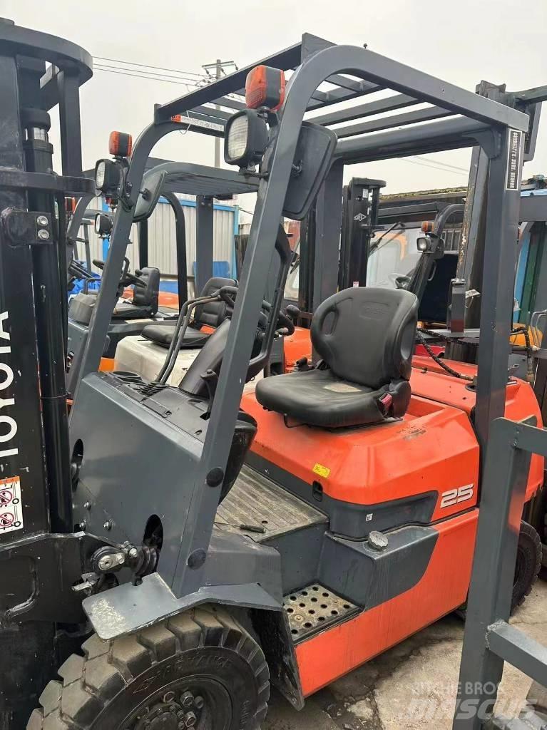 Toyota FD 20 Dizelski viličarji