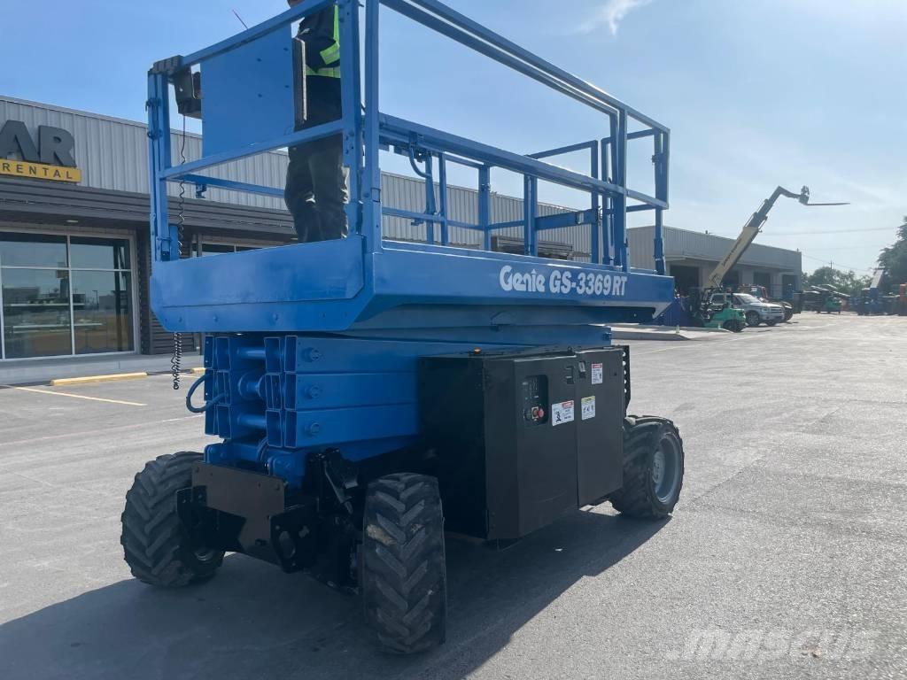 Genie GS 3369 RT Škarjaste dvižne ploščadi