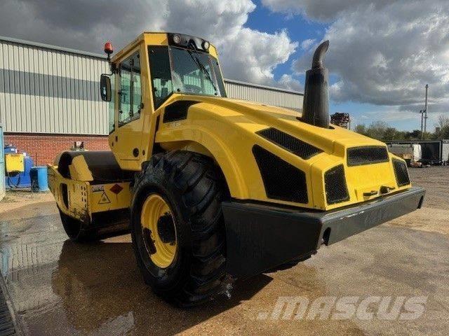 Bomag BW 213 D H-4 Enojni valjarji